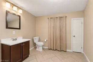 18914 Neff Rd, Loveland, OH 44119 - Photo 13