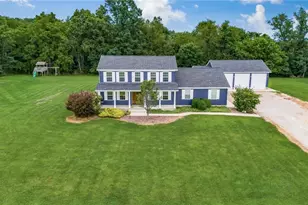 1850 Meadow Creek Dr, South Zanesville, OH 43701 - Photo 27