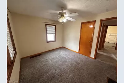 2636 Hollywood Boulevard, Steubenville, OH 43952 - Photo 5