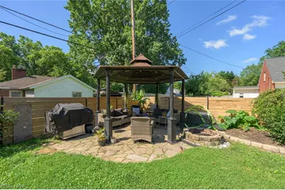 228 Kenwick Drive, Akron, OH 44313 - Photo 39
