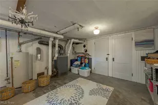 228 Kenwick Dr, Akron, OH 44313 - Photo 33