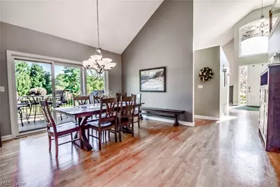 6960 Sturbridge Drive, Concord Twp, OH 44077 - Photo 9