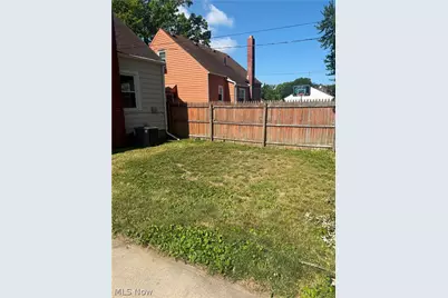 3155 Lincoln Street, Lorain, OH 44052 - Photo 3
