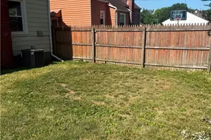 3155 Lincoln St, Lorain, OH 44052 - Photo 3