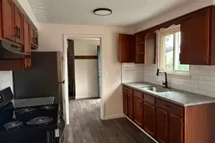5830 Beech Dr, Mentor on the Lake, OH 44060 - Photo 5