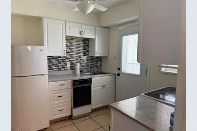 294 E 235th Street, Euclid, OH 44123 - Photo 7