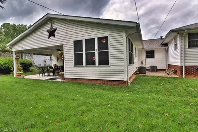 1836 Bayberry Lane, Coshocton, OH 43812 - Photo 13