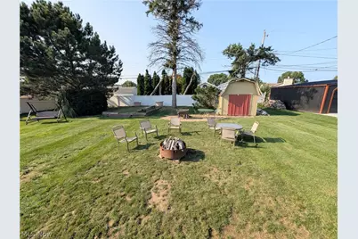 1409 Opal Street, Louisville, OH 44641 - Photo 5