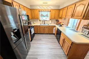 1409 Opal St, Louisville, OH 44641 - Photo 19