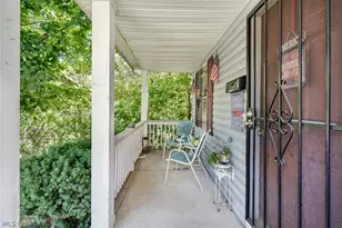 1724 Overland Ave, Youngstown, OH 44511 - Photo 3