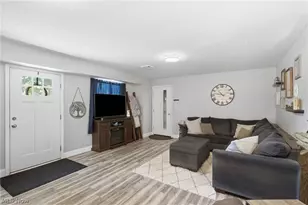 1846 Edwards Dr, Akron, OH 44306 - Photo 9
