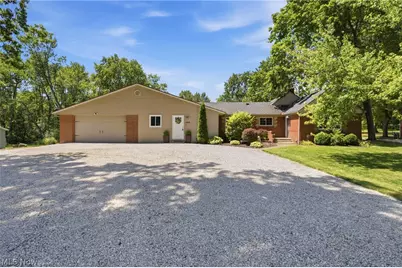 1846 Edwards Drive, Akron, OH 44306 - Photo 1