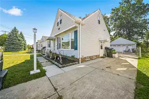 30018 Truman Ave, Wickliffe, OH 44092 - Photo 35