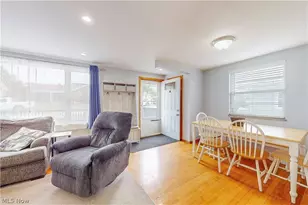 145 Pembroke Rd, Steubenville, OH 43953 - Photo 9