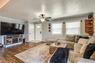 2538 Royal County Down, Uniontown, OH 44685 - Photo 7