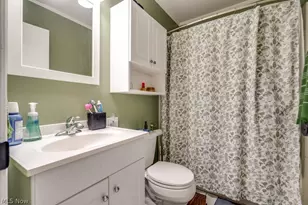 2538 Royal County Down, Uniontown, OH 44685 - Photo 17