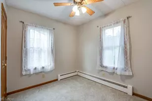 88 Taylor Rd, Barberton, OH 44203 - Photo 21