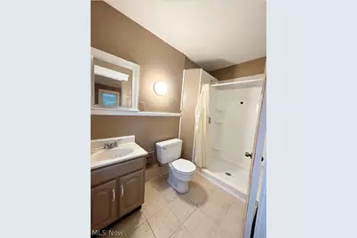 7523 Osage Ave #UP, Loveland, OH 44105 - Photo 11