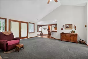 341 W Cedar St, Jefferson, OH 44047 - Photo 25