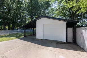 1130 Saxe Ave, Cuyahoga Falls, OH 44221 - Photo 35