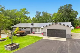 935 Blossom Ln, Zanesville, OH 43701 - Photo 43