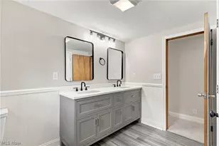 935 Blossom Ln, Zanesville, OH 43701 - Photo 17