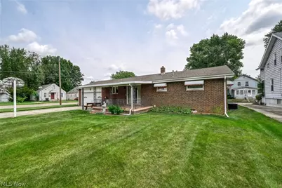 1931 Taft Avenue NE, Canton, OH 44705 - Photo 37