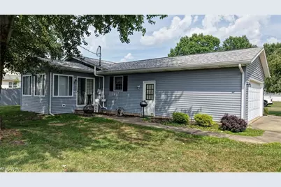 328 10th Street NW, New Philadelphia, OH 44663 - Photo 35