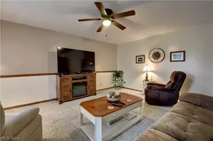 328 10th St NW, New Philadelphia, OH 44663 - Photo 17