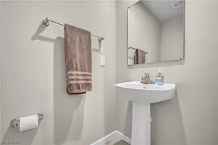 489 Regina Dr, Painesville Twp, OH 44077 - Photo 17