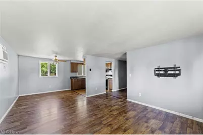 1423 Shaffer, Lorain, OH 44053 - Photo 5
