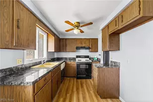 1423 Shaffer, Lorain, OH 44053 - Photo 9