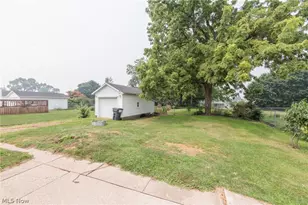 118 Hickory St, Bellevue, OH 44811 - Photo 33