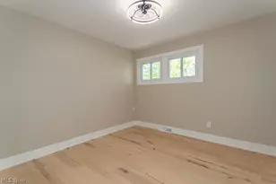8839 Billings Rd, Kirtland, OH 44094 - Photo 25