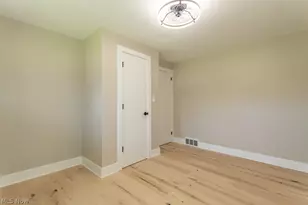 8839 Billings Rd, Kirtland, OH 44094 - Photo 29