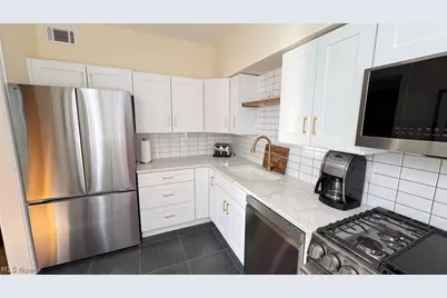 11426 Cedar Glen #D4, Loveland, OH 44106 - Photo 7