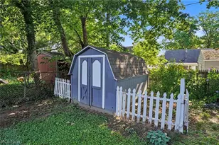 1881 Hanover St, Cuyahoga Falls, OH 44221 - Photo 41