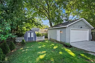 1881 Hanover St, Cuyahoga Falls, OH 44221 - Photo 37