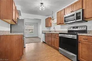 1881 Hanover St, Cuyahoga Falls, OH 44221 - Photo 11