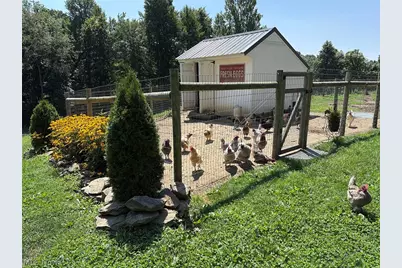 25601 Ridge Road, West Chester, OH 44625 - Photo 33
