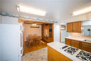 800 E 332nd St, Eastlake, OH 44095 - Photo 19