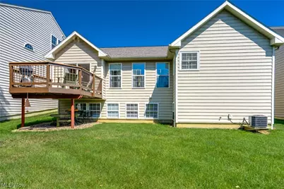 824 Willow Creek Drive, Akron, OH 44333 - Photo 23