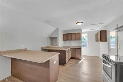 3187 W 44th Street #2/UP, Loveland, OH 44109 - Photo 9