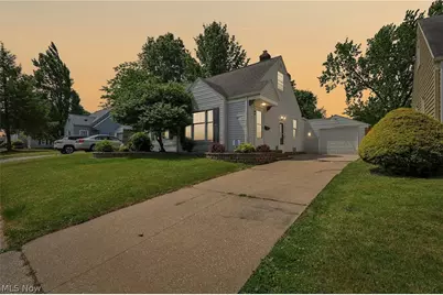 1666 Thornapple Avenue, Akron, OH 44301 - Photo 17