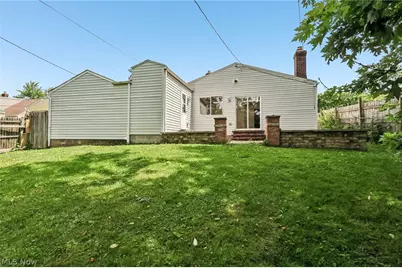 1666 Thornapple Avenue, Akron, OH 44301 - Photo 11