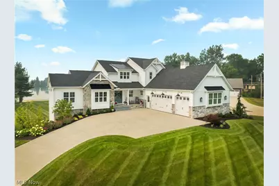 5768 Springlake Road NW, Canton, OH 44718 - Photo 1