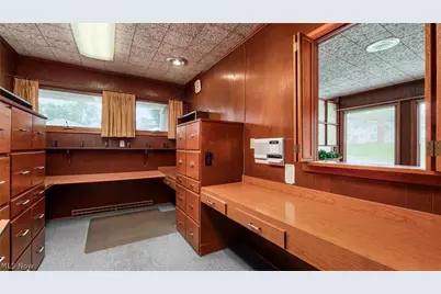 1117 Clark Street, Cambridge, OH 43725 - Photo 31