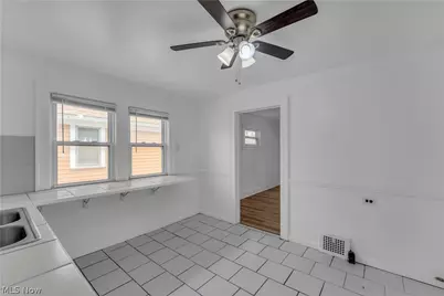 382 E 161st Street #2/UP, Loveland, OH 44110 - Photo 9