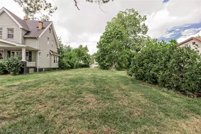 3332 E 121st Street, Loveland, OH 44120 - Photo 1
