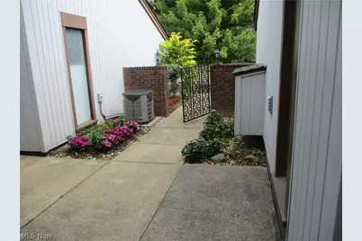 722 Tinkers Lane, Sagamore Hills, OH 44067 - Photo 19